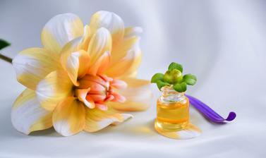 aromatherapy oil