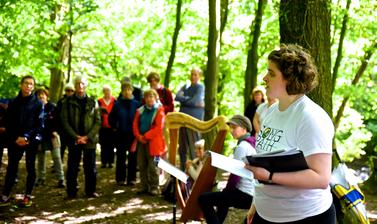 SongPath performing at Oxford Botanic Garden in 2021