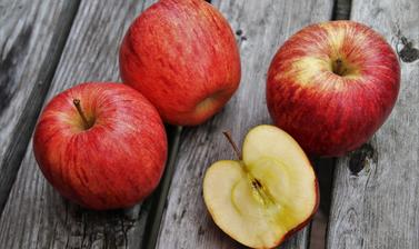 apples