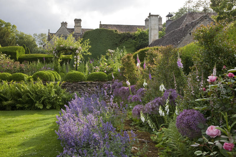westwell manor garden